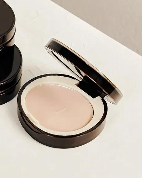 Cushion Foundation · Long Wear