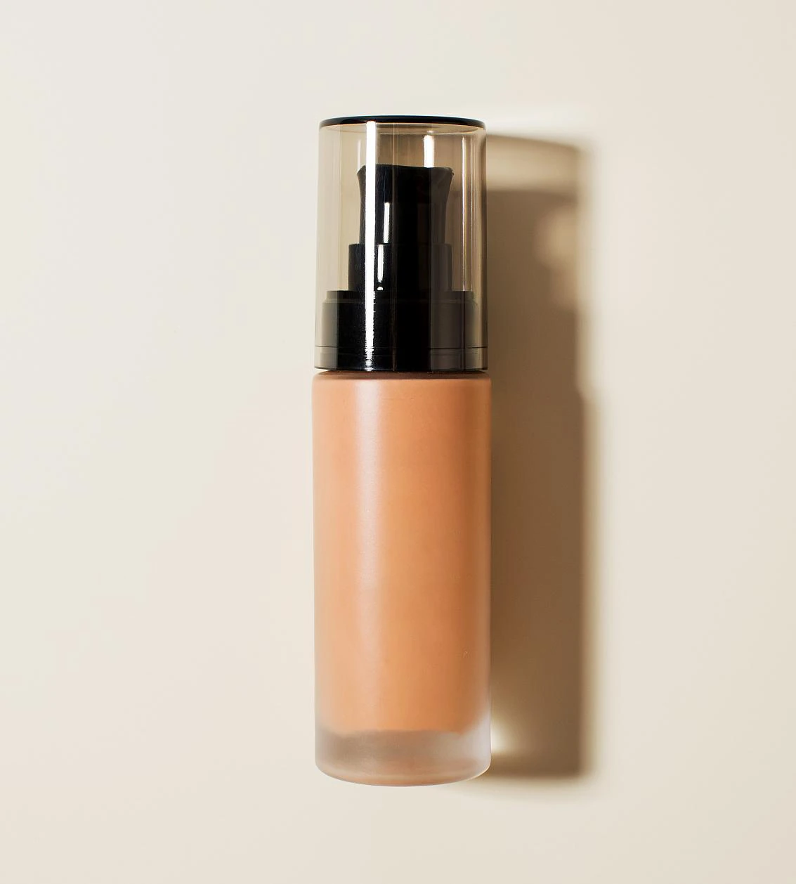 Base de maquillaje líquida · Acabado mate · Piel grasa